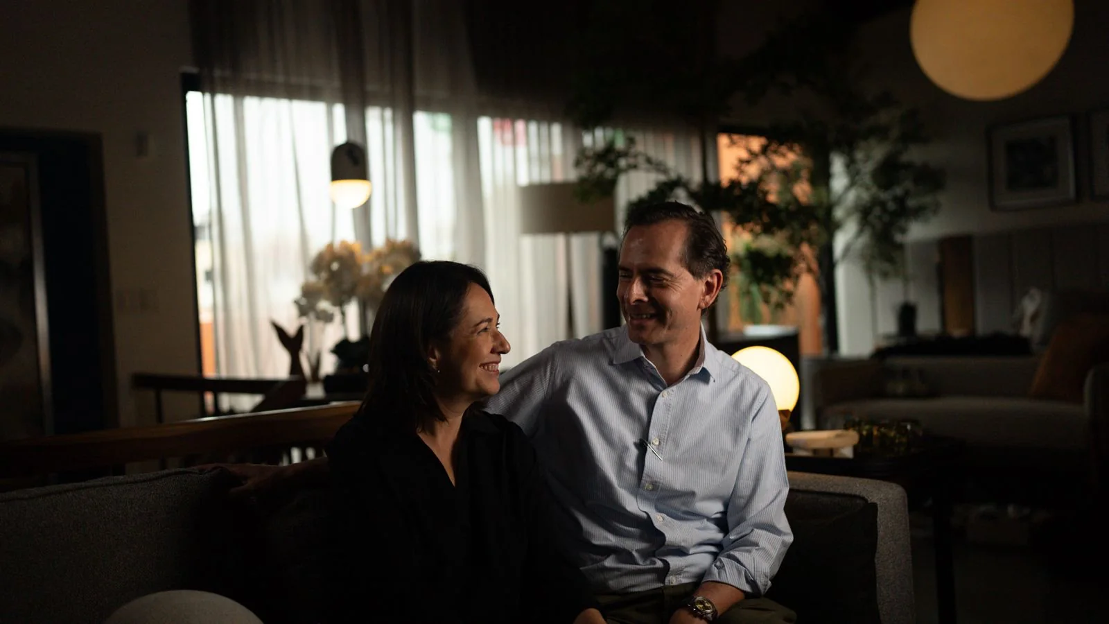 Elena Silva and Alfonso Nuñez together at home